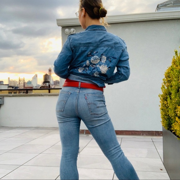 AEO Embroidered Floral Oversized Shirt Jean Top - Picture 10 of 16